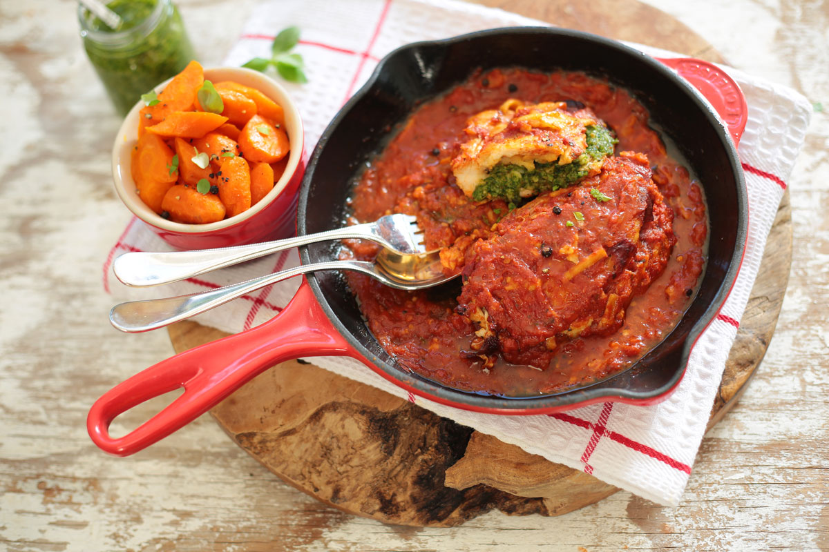 Tomato Sauce Baked Chicken Thighs With Mozzarella Cheese